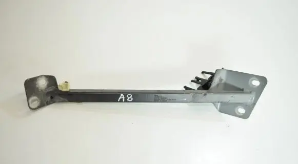 Audi A8 S8 D3 4E Fender mounting bracket 4E0805464E