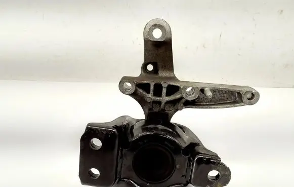 Nissan Qashqai Engine mount bracket 112848459R