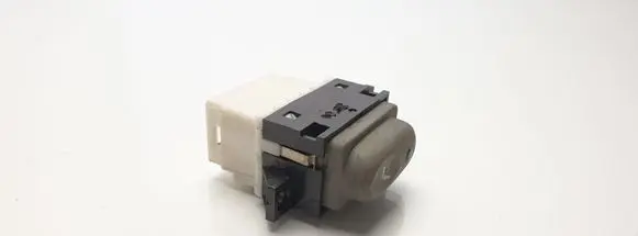 Renault Scenic I Seat heating switch 7700433112