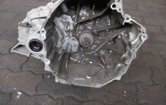 Nissan Qashqai Manual 6 speed gearbox BB60D R9M405