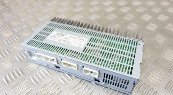 Lexus RX 330 - 350 - 400H Sound amplifier 8610048090