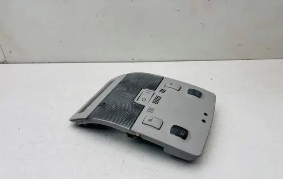 Audi A4 S4 B7 8E 8H Front seat light 8E0947565