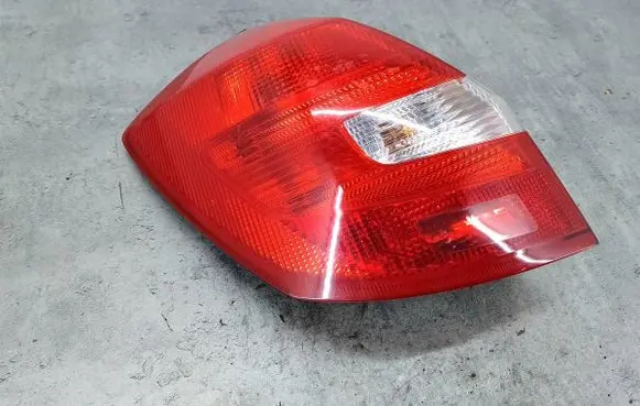 Skoda Fabia Mk2 (5J) Rear/tail lights