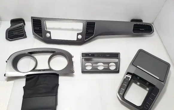Volkswagen Golf Sportsvan Rear air vent grill 