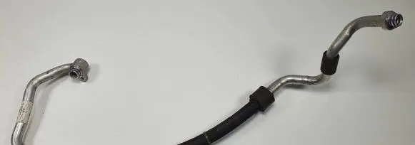 Land Rover Discovery Sport Air conditioning (A/C) pipe/hose GJ32-19N602-BA