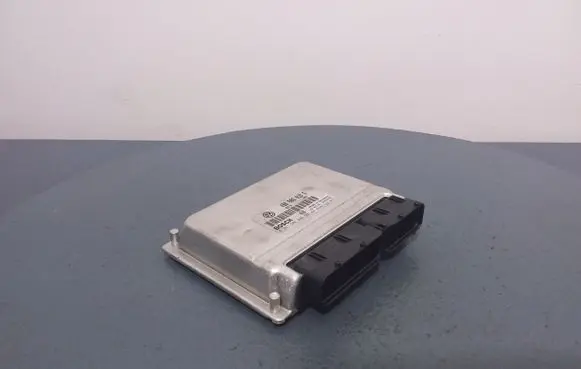 Volkswagen PASSAT B5 Engine control unit/module ECU 4B0906018G