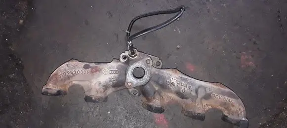 Volkswagen Transporter - Caravelle T5 Intake manifold 070253033F