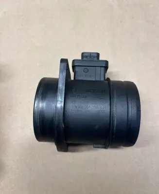 Volkswagen Polo V 6R Mass air flow meter 03P906461 0281006132 F00c2g8017