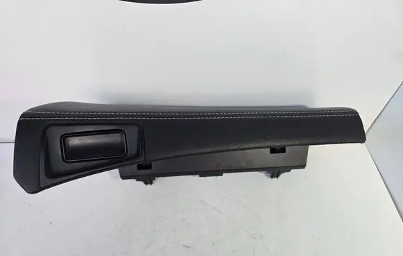 Glove box