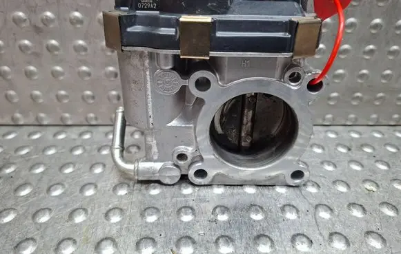 Renault Captur II Throttle body valve S26279099 RME5051