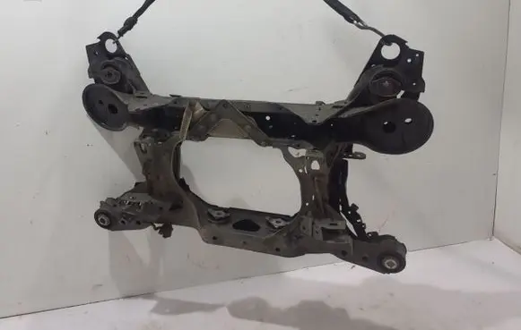 Volvo XC90 Rear axle beam 32292930