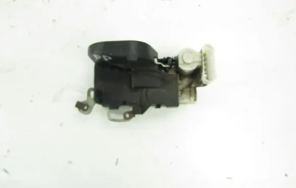 Alfa Romeo 147 Front door lock 