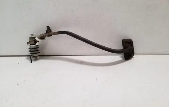 Dodge Nitro Clutch pedal 