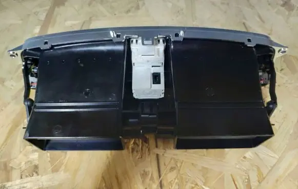 Mercedes-Benz CLS C218 X218 Interior heater climate box assembly housing A2188300754