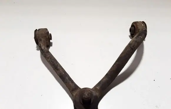 KIA Sorento Front lower control arm/wishbone