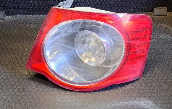 Volkswagen Jetta V Rear/tail lights 1K5945096G 983132