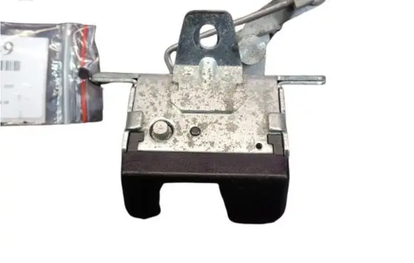 Opel Corsa C Tailgate/trunk/boot lock/catch/latch
