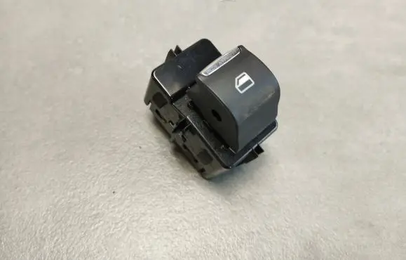 Ford Mondeo MK V Electric window control switch DG9T14529ABW 20181115B