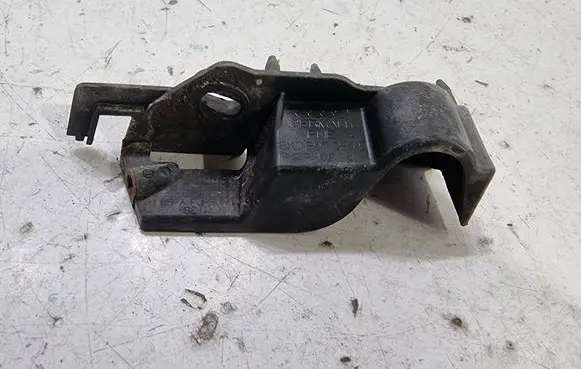 Audi A4 S4 B8 8K Front bumper mounting bracket 8K0807283E
