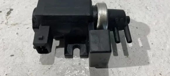 BMW 5 E60 E61 Air pressure sensor 722796100