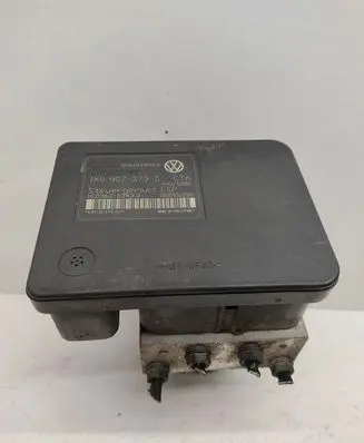 Volkswagen Touran I ABS Pump 1K0907379D 1K0614517B