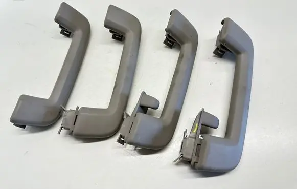 Volvo XC70 Front interior roof grab handle 13550