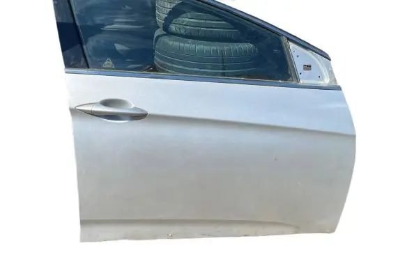 Hyundai i40 Front door