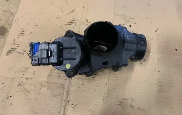 Peugeot 407 Throttle valve PA6T61GF60