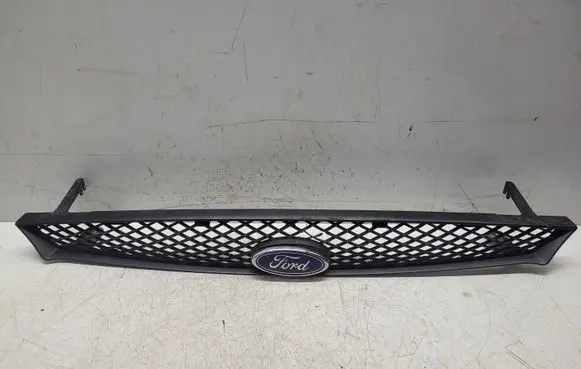 Ford Focus Front bumper lower grill 98AB8200CF