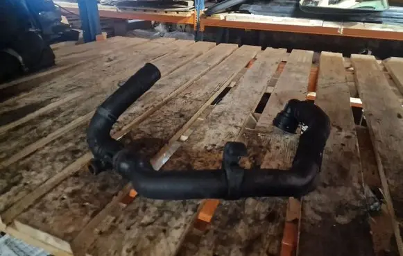 Volkswagen PASSAT B7 Intercooler hose/pipe 0239R