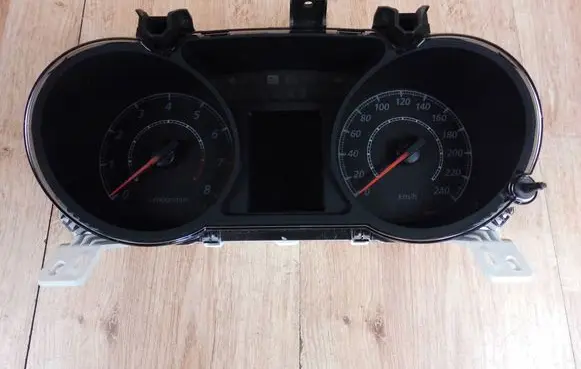 Mitsubishi ASX Speedometer (instrument cluster) 8100C801
