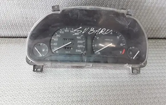 Subaru Legacy Speedometer (instrument cluster) 0182044