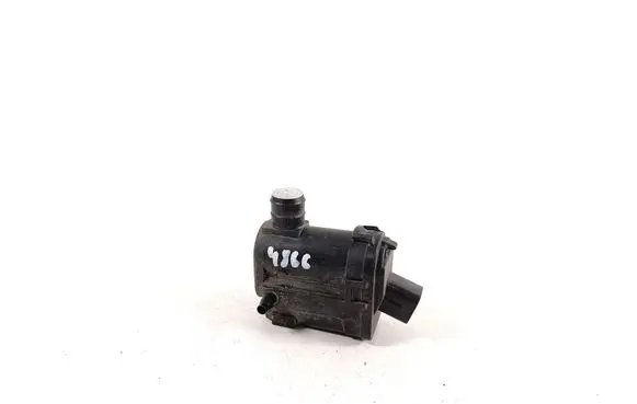KIA Soul Windscreen/windshield washer pump 985102J500