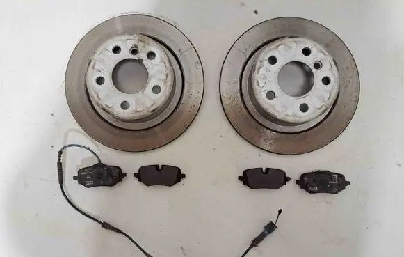 BMW X1 U11 Rear brake disc 6891085 8834998