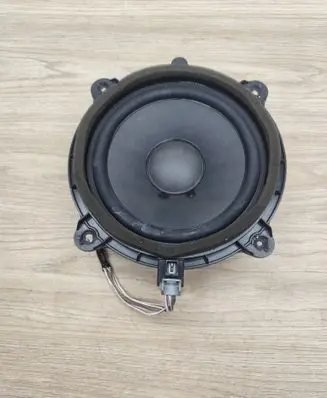 Volvo C70 Front door speaker 31252273 M5XUG D9H53