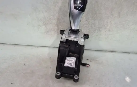 BMW X5 E70 Gear shifter/selector 9228612