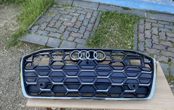 Audi A6 C7 Front grill 4K0807783J