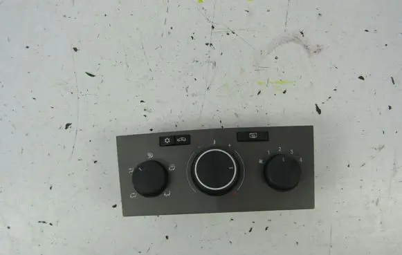 Opel Astra H Air conditioning/heating control unit 