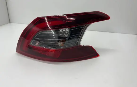 Peugeot 308 Rear/tail lights 9823728580 81250202