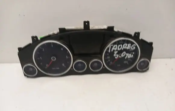 Volkswagen Touareg I Speedometer (instrument cluster) 7L6920885K 0263655733 1022000004