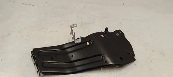 Porsche Macan (95C) Other engine bay part 85h801677d 95c971593a 95c971593