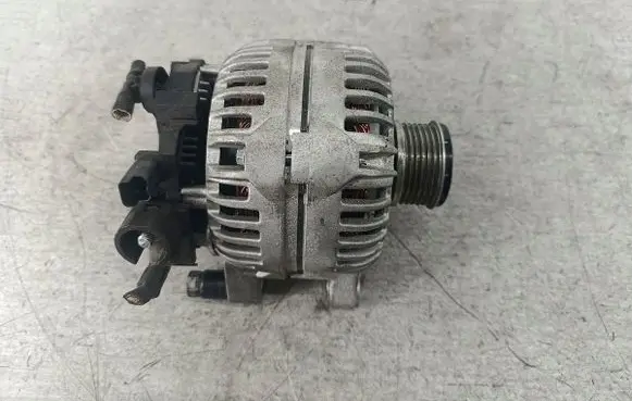 Peugeot 308 Generator/alternator STX100016R