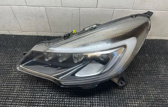 Headlight/headlamp