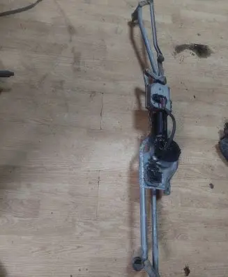 Ford Galaxy Front wiper linkage and motor 7M0955023E 95VW17504DB