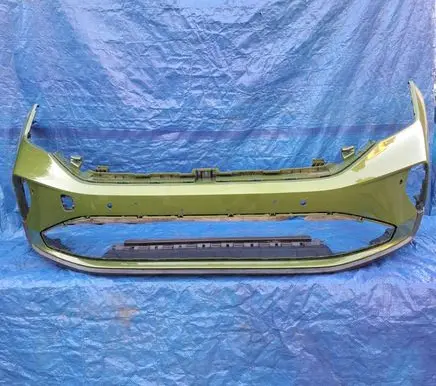 Volkswagen Taigo Front bumper 2G7807221C