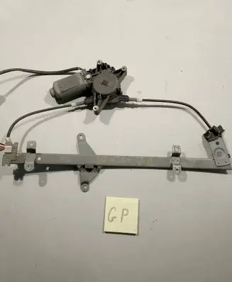 Nissan Primera Rear window lifting mechanism without motor 8340225010