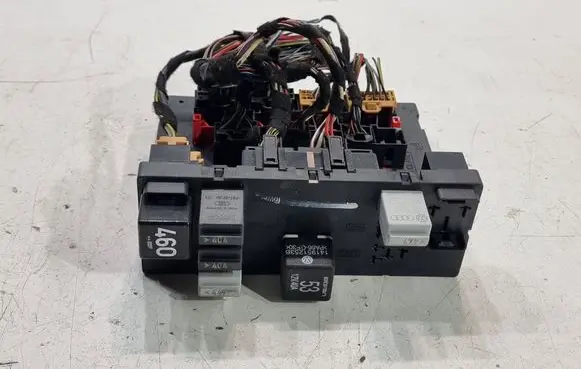 Audi A3 S3 A3 Sportback 8P Comfort/convenience module 8P0907279A