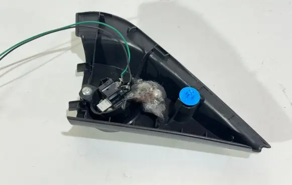 Mitsubishi Outlander Front door high frequency speaker 7221B591