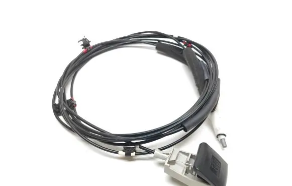 Toyota Land Cruiser (J150) Fuel cap flap release cable 