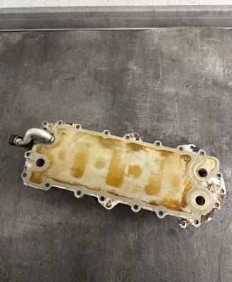 Land Rover Range Rover L322 Engine oil radiator 9W836A642AE 9W83-6A642-AE 26281109A